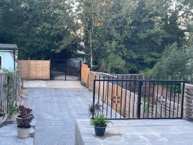 5 Bed 5Mins From Wembley Stadium لندن المظهر الخارجي الصورة
